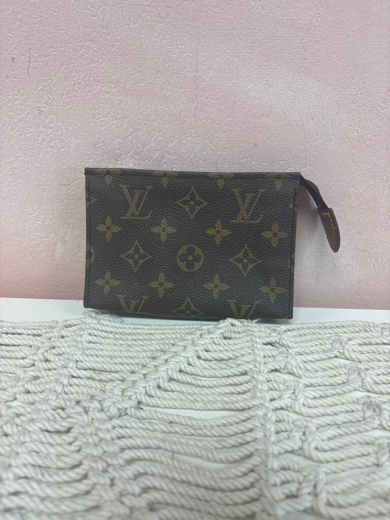 Louis Vuitton Monogram Vintage Toiletry Pouch