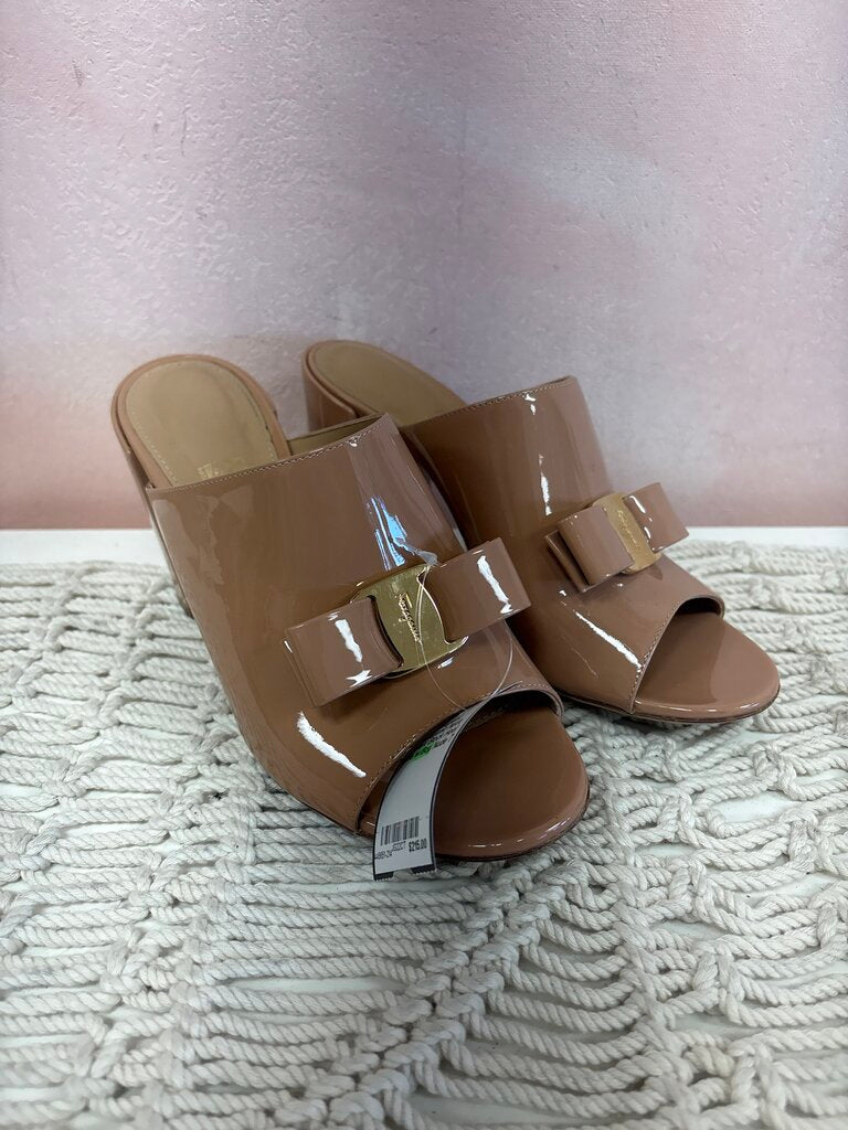 Ferragamo Nude Patent Block Heel Mule w/Box