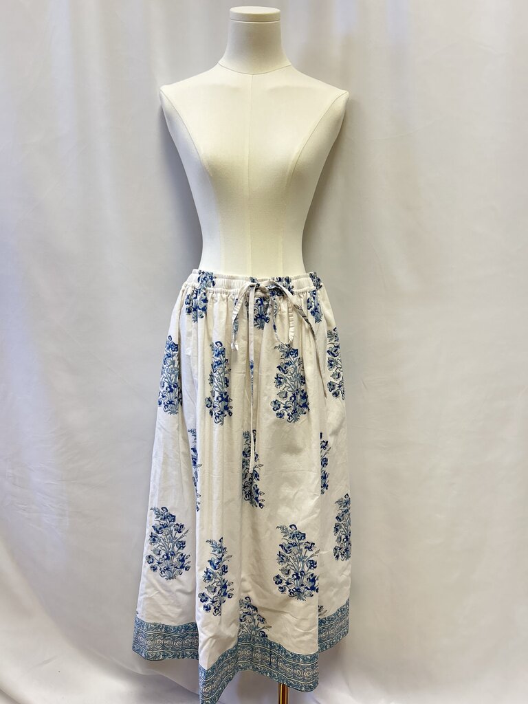 Maelu White Floral Maxi Skirt NWT