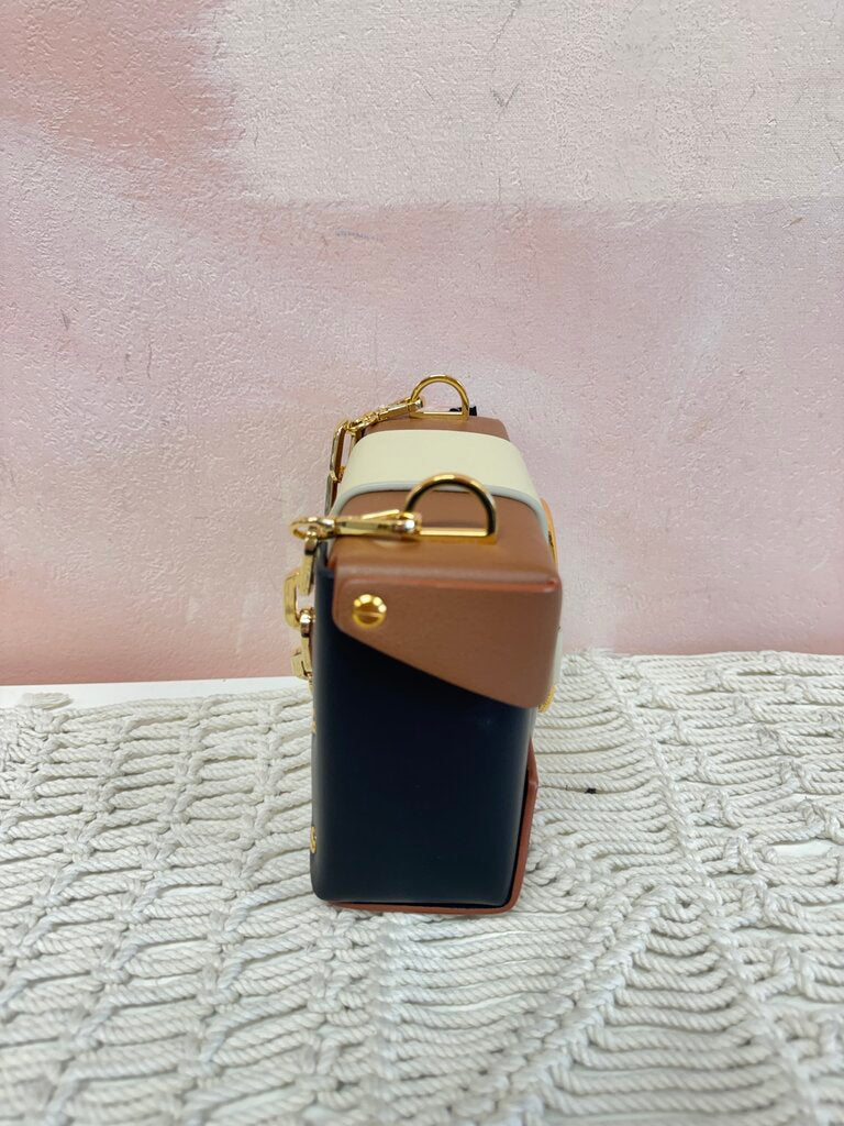 Yuzefi Color Block Shoulder Bag W/ Dust Bag