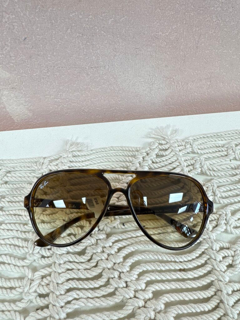 Ray Ban Tortoise 5000 Classic Sunglasses