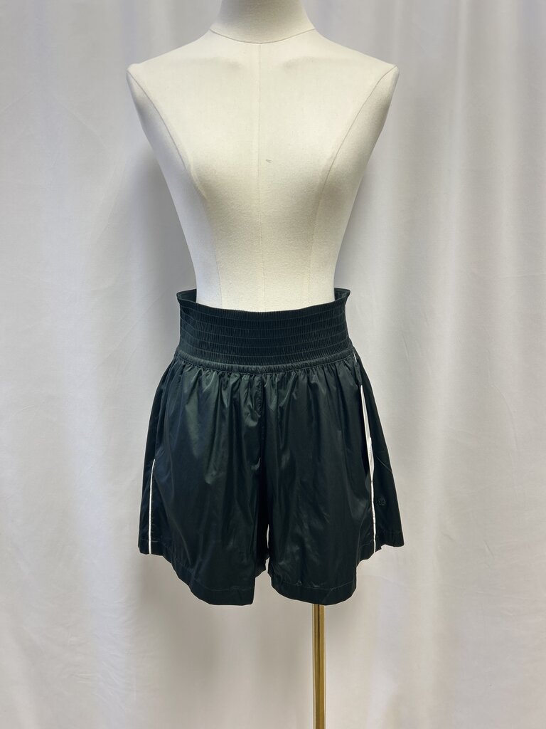 Lululemon Green Nylon Shorts NWT