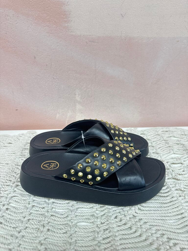 Ash Black Studded Slide