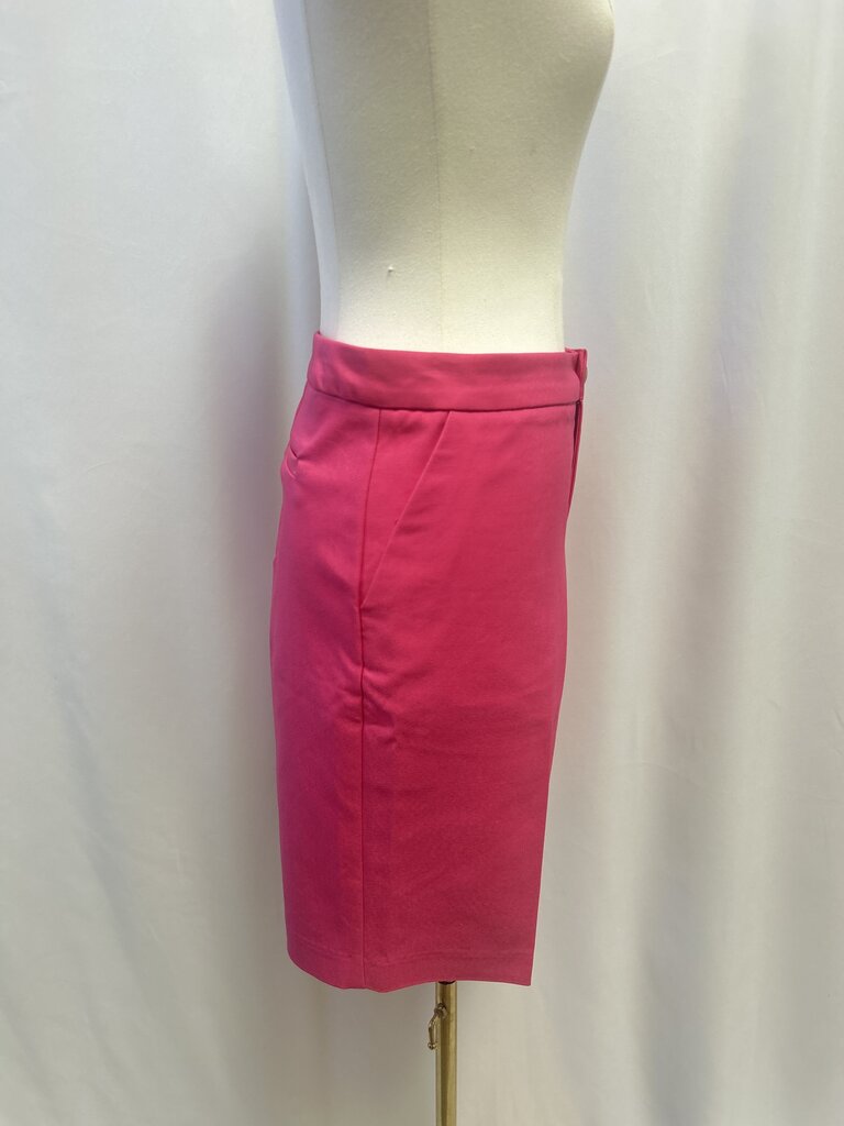 Saks Fifth Ave Pink Shorts NWT