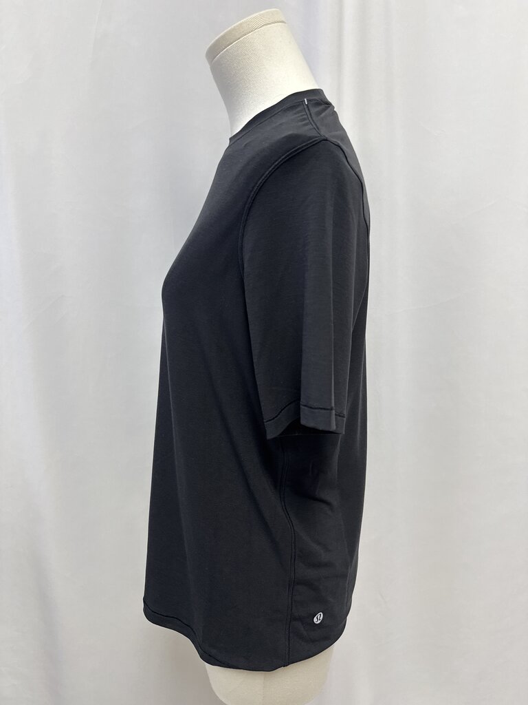 Lululemon Black Tee