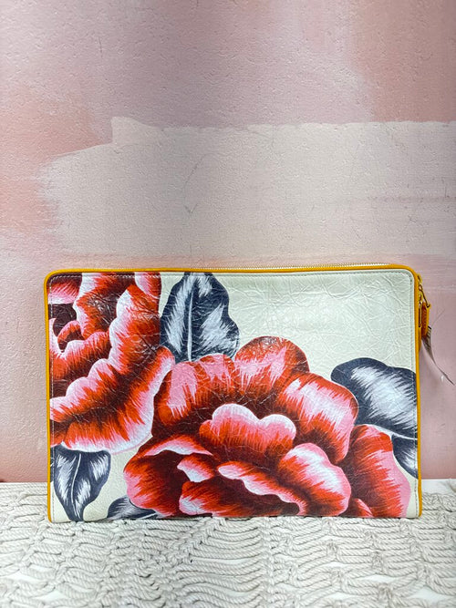 Balenciaga Blanket Leather Clutch w/Dustbag