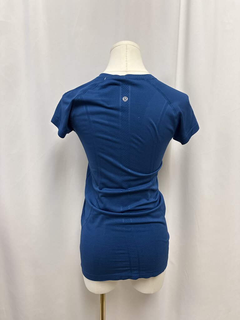 Lululemon Slate Tee