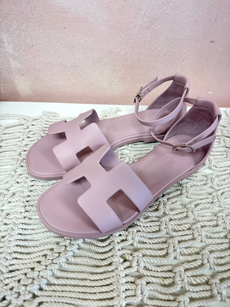 Hermes Pink Santorini Sandal w/Dustbag