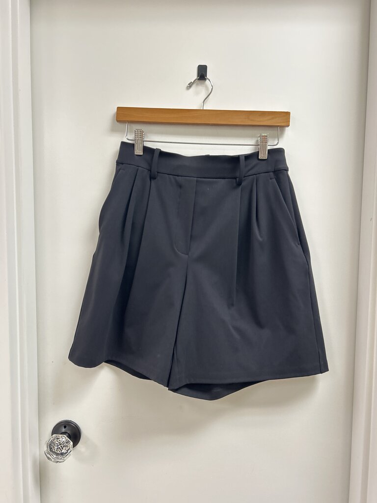 Lululemon Black Bermuda Short