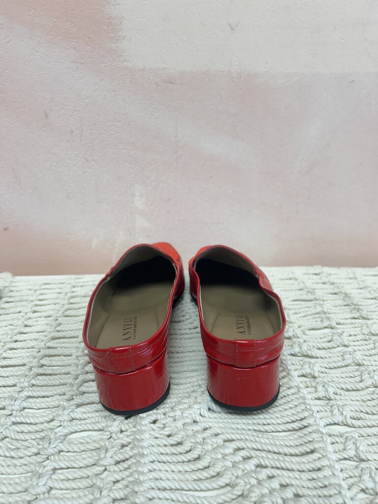 Anyi Lu Red Mule