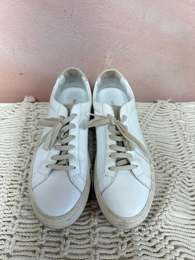 Common Projectrs White Sneaker