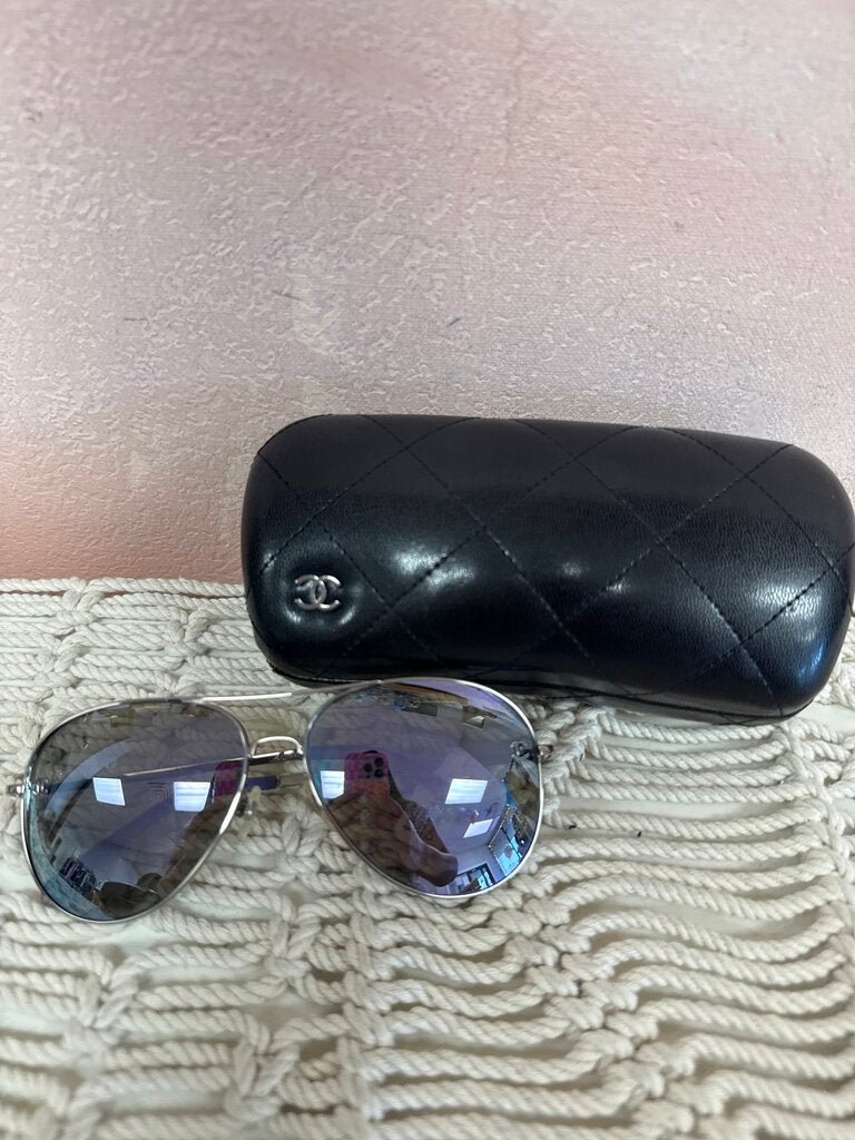 Chanel Silver Frame Aviator Sunglasses w/Case