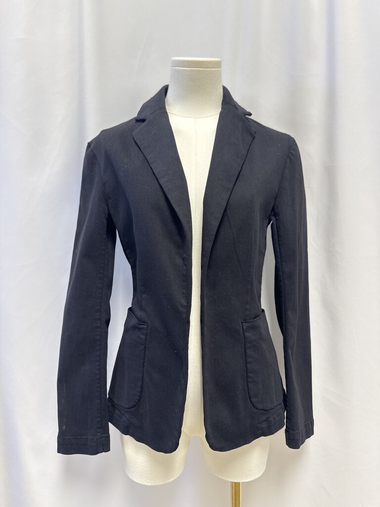 Frank & Eileen Black Blazer
