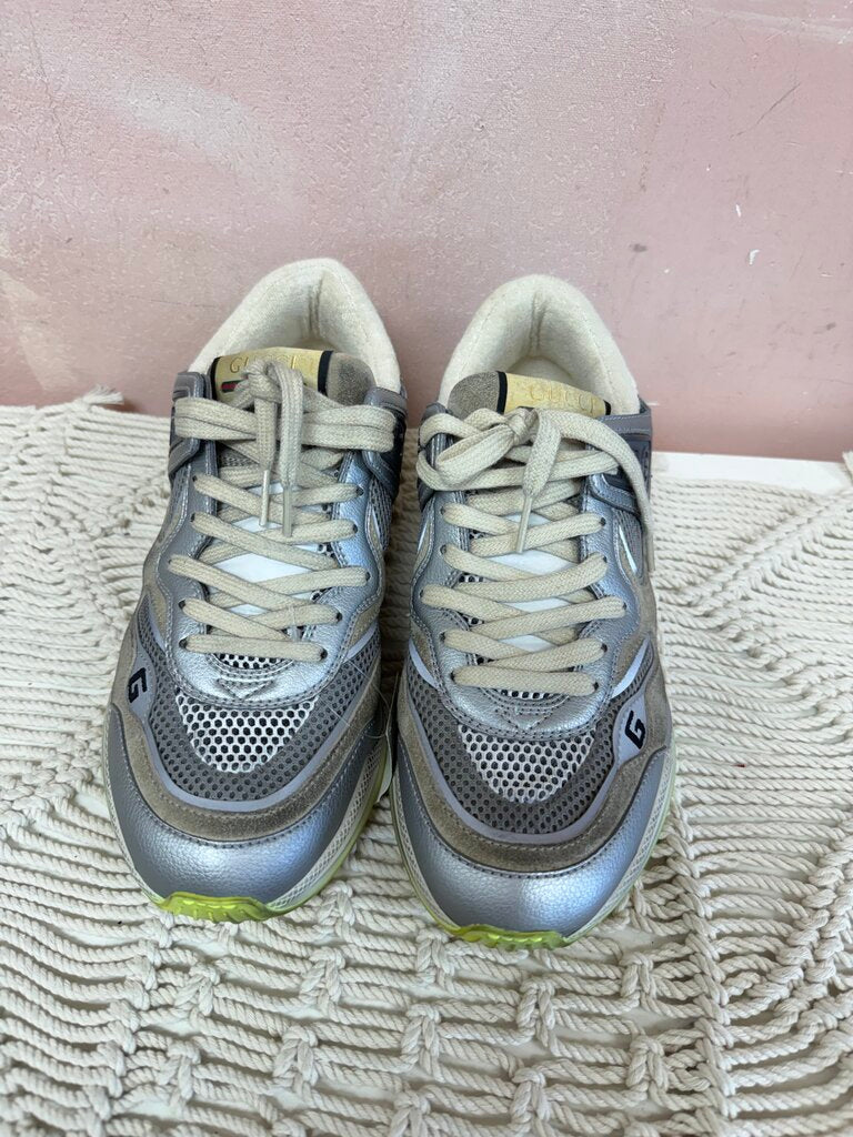 Gucci Leather Printed Sneaker w/Box