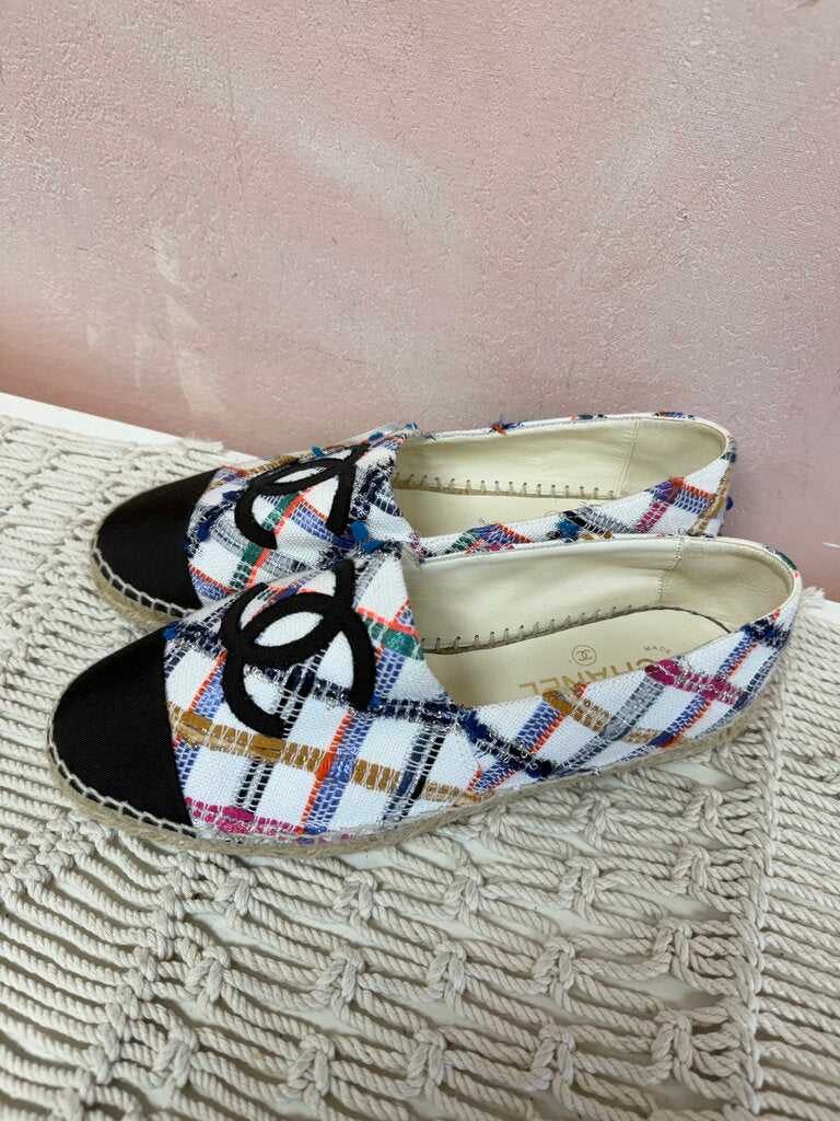 Chanel White Plaid Cap Toe Espadrille w/Box