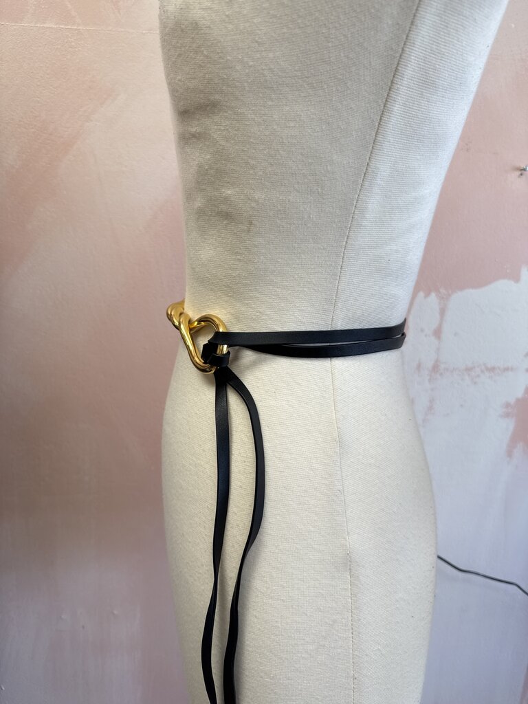 Bottega Twisted Buckle Leather Belt