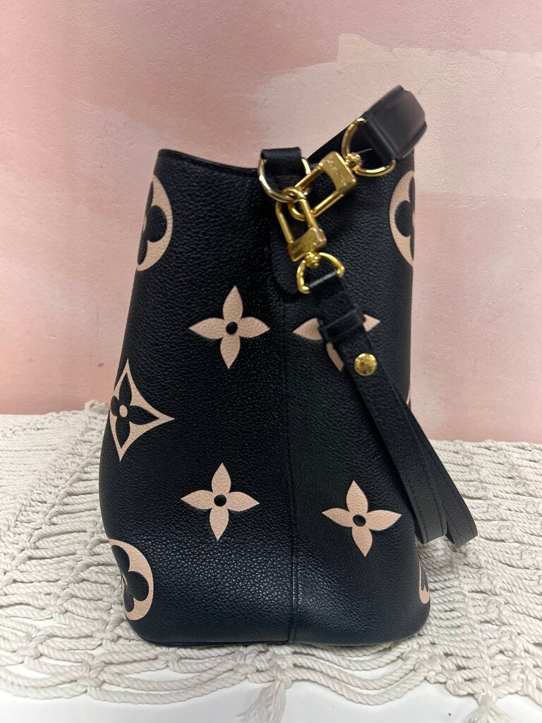 Louis Vuitton Jumbo Monogram Bucket Bag
