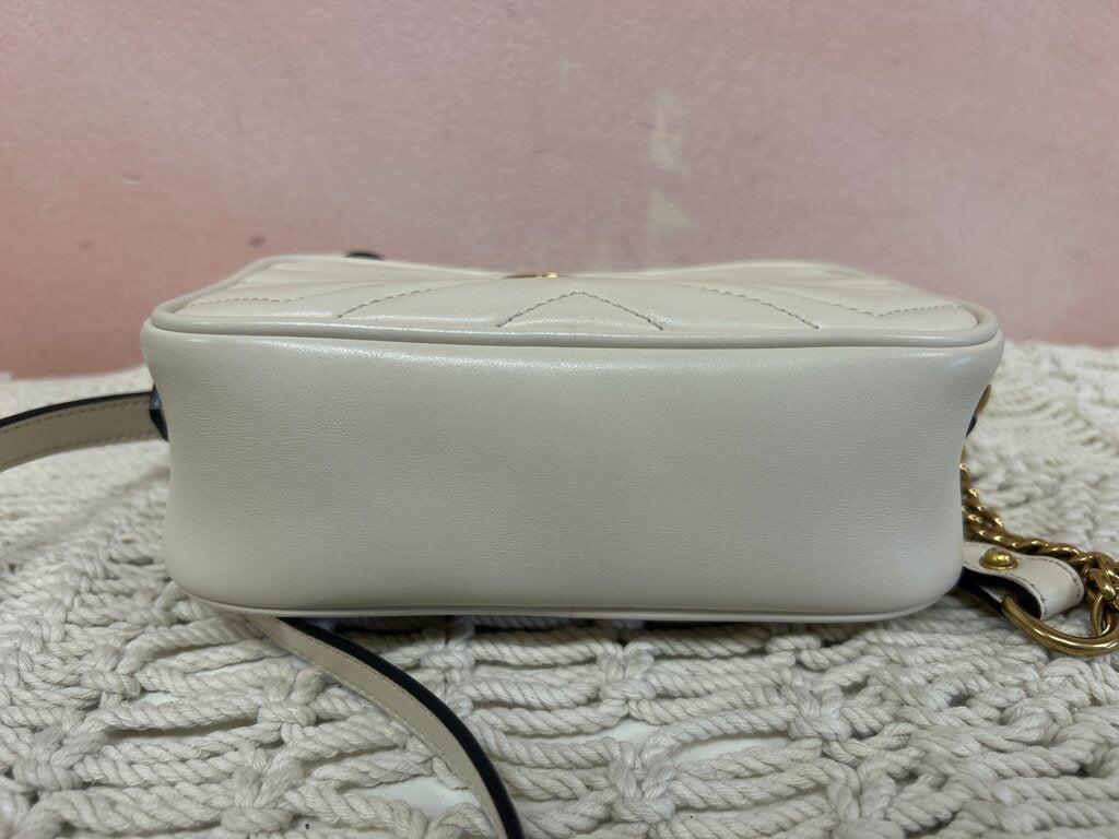 Gucci Small Marmont Camera Bag