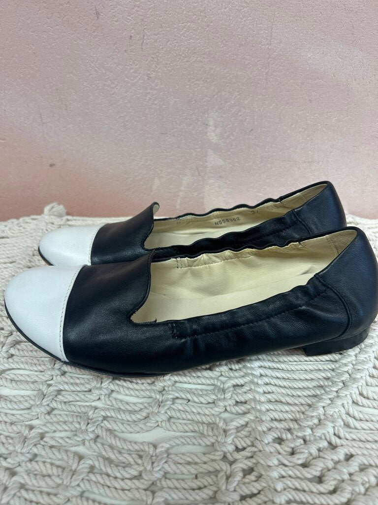 AGL Cap Toe Loafer Flats
