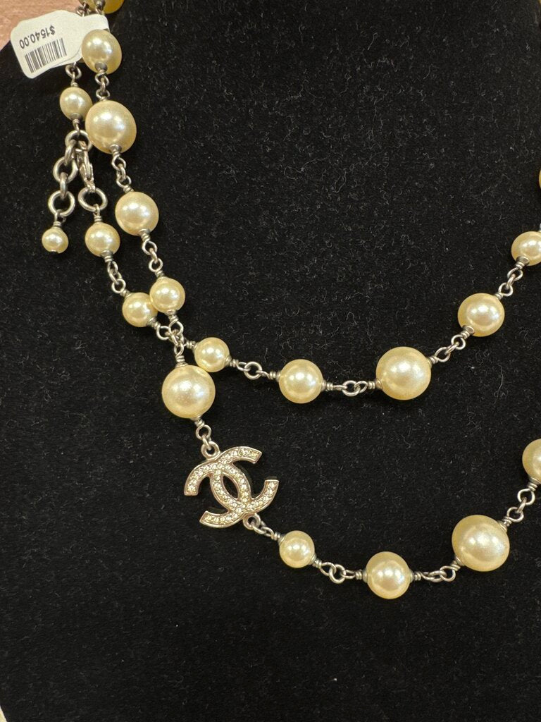Chanel Interlocking CC Station Graduated Faux Pearl Necklace w/ Box and Holder