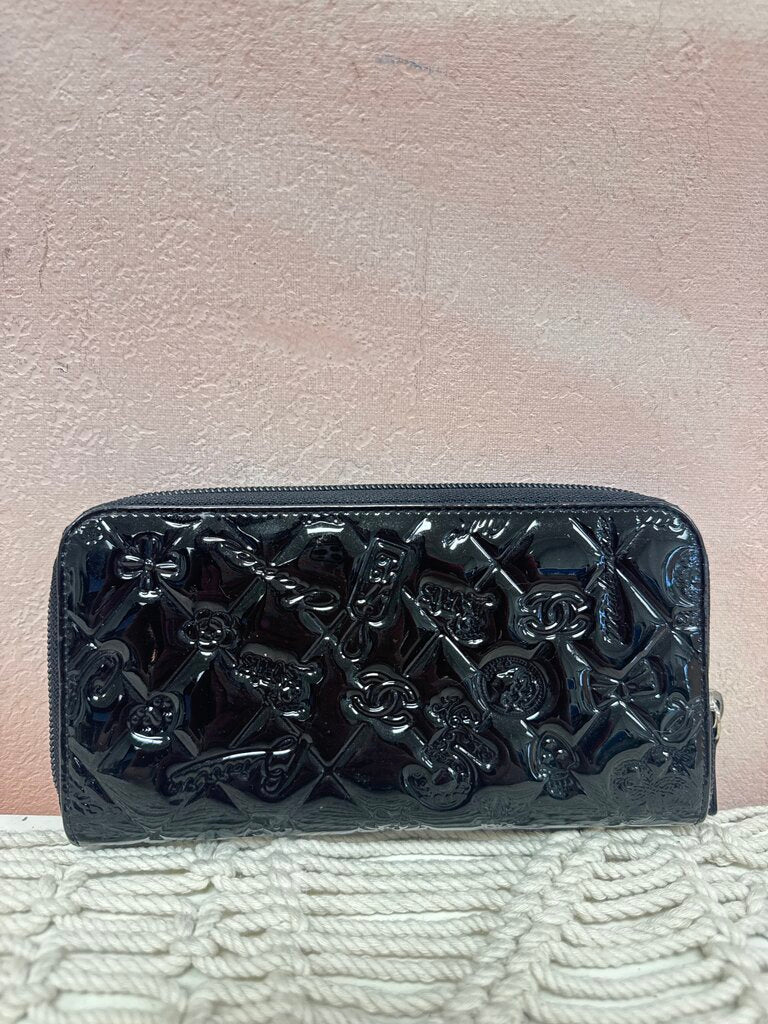 Chanel Precious Symbols Patent Zippy Wallet w/ Box