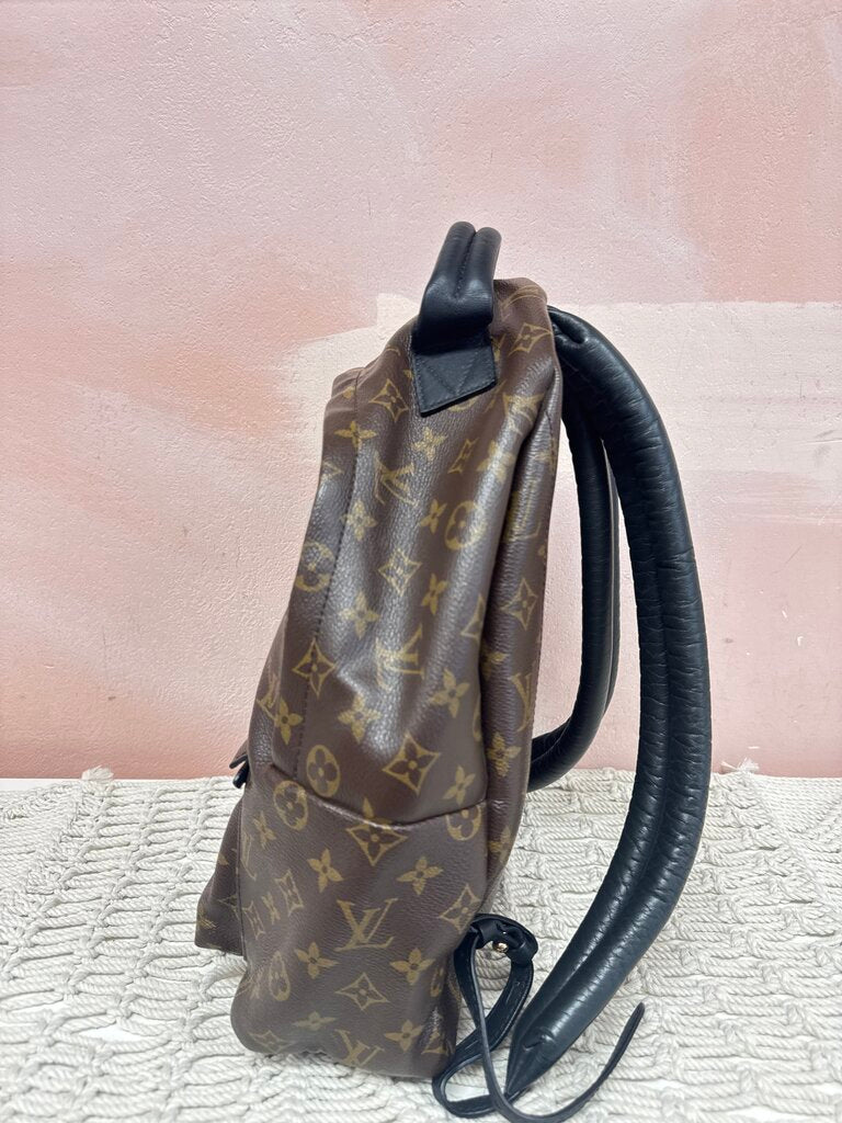 Louis Vuitton Monogram Palm Springs Backpack w/ mis-matched Dustbag