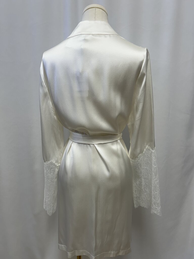Cami NYC Bridal Robe NWT