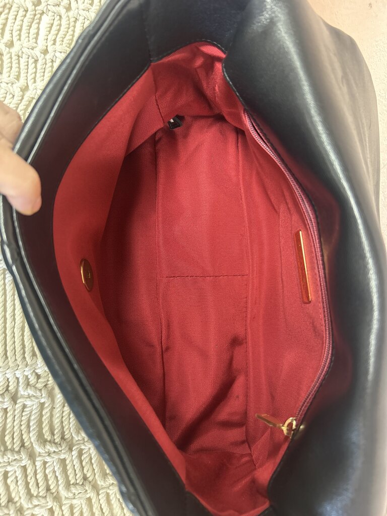 Chanel 19 Large Lambskin Crossbody w/ Dustbag & Authentication Card