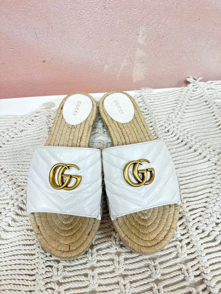 Gucci White Quilted Slide