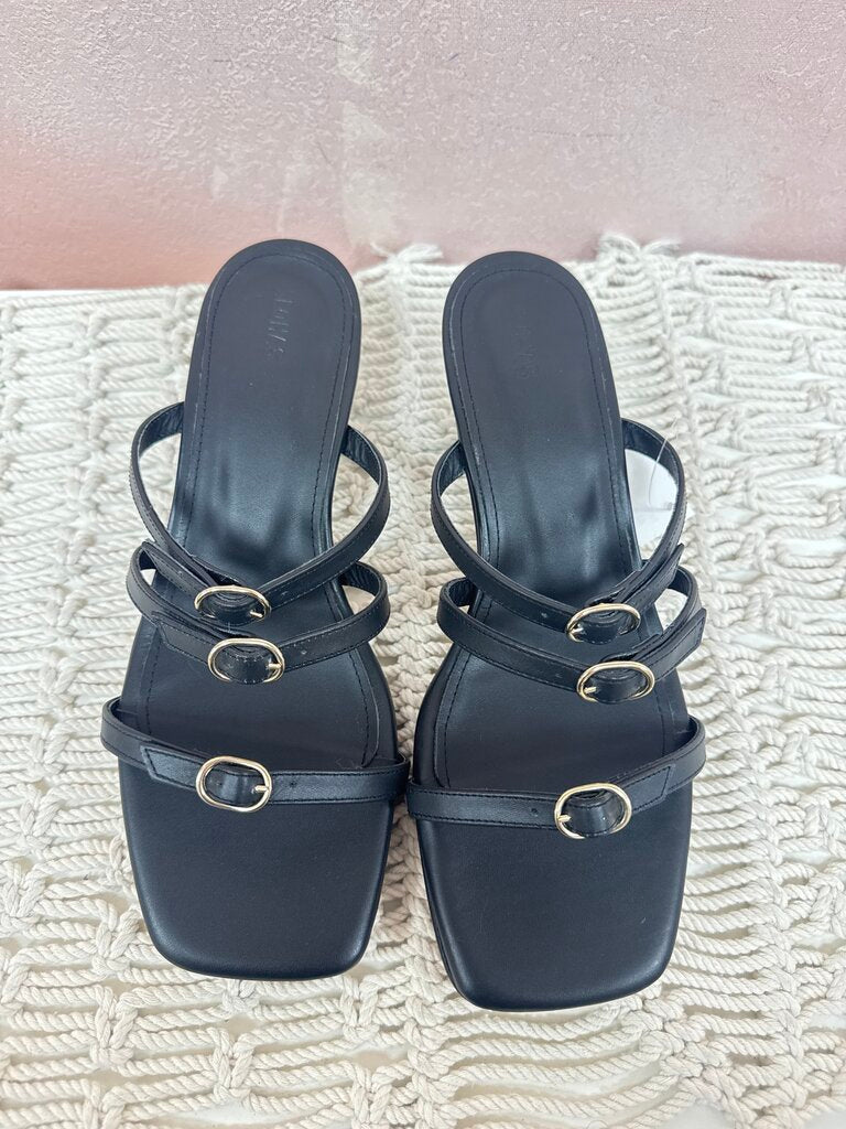 Alohas Black Strappy Sandal