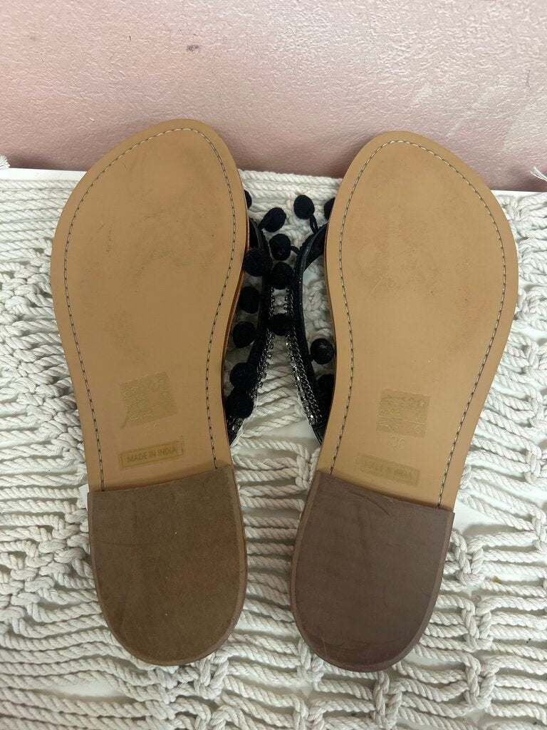 Tara Grinna Pom Pom Flip Flop