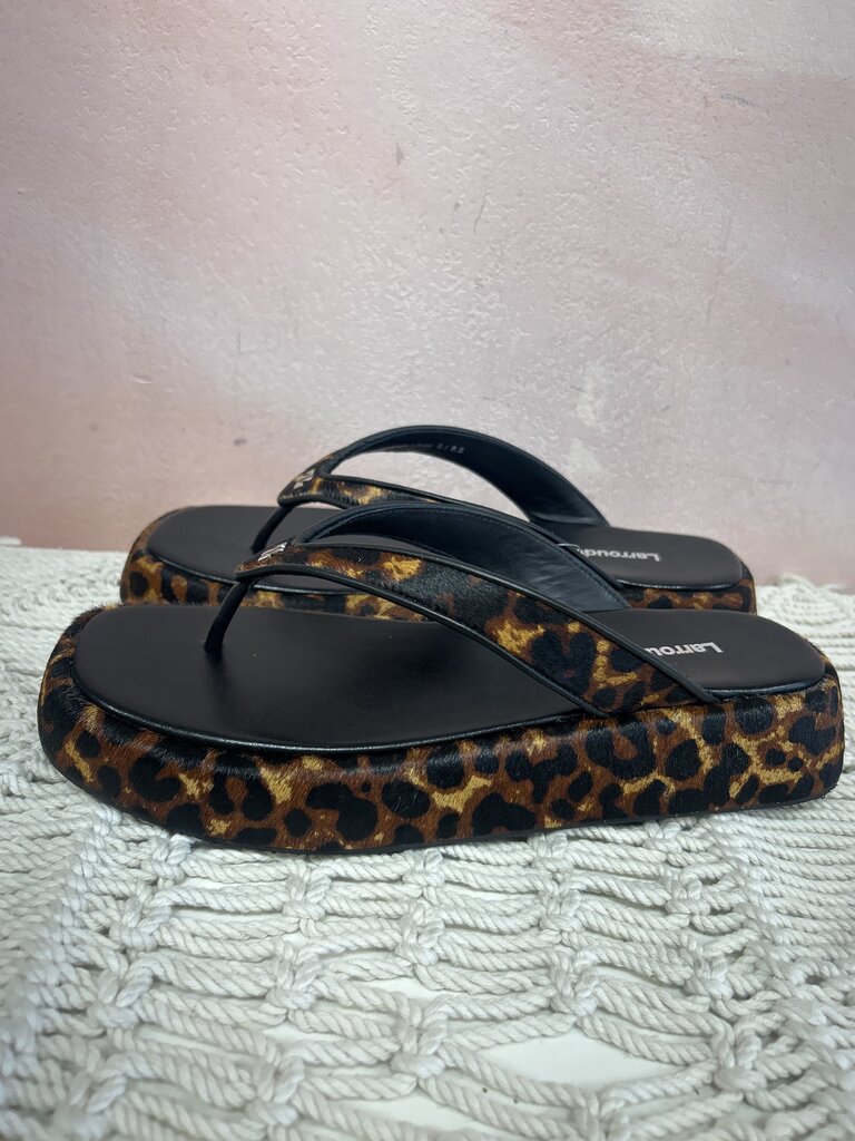 Larroude Animal Print Platform Flip Flop w/Box and Claw Clip