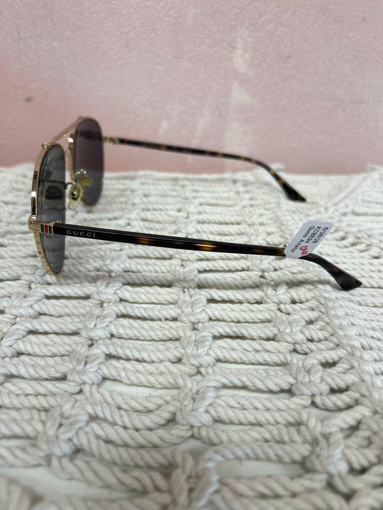 Gucci Aviator Sunglasses W/ Dustbag and Case