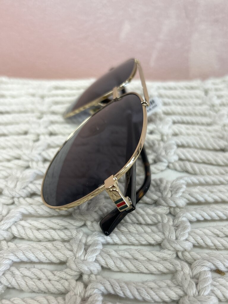 Gucci Aviator Sunglasses W/ Dustbag and Case