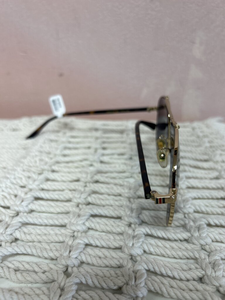 Gucci Aviator Sunglasses W/ Dustbag and Case