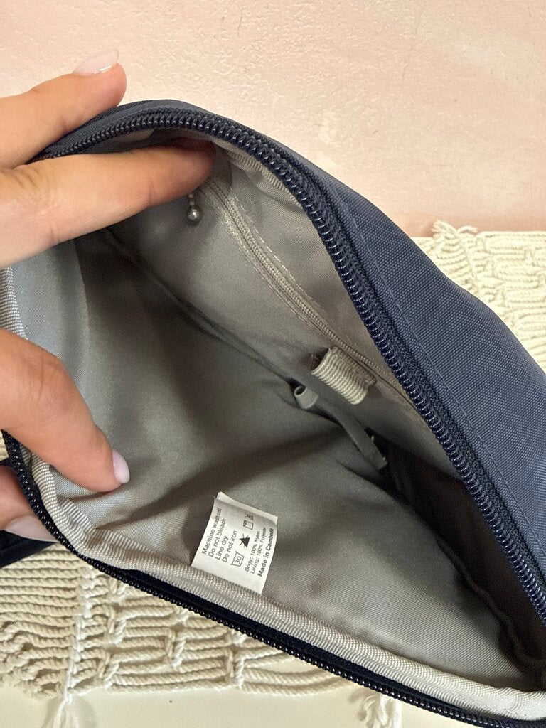 Baggallini Blue Nylon Sling Crossbody NWT