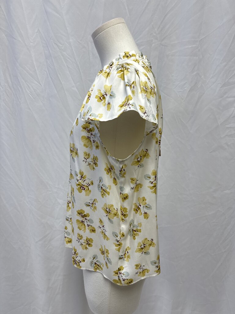Doen Ivory Floral Ruffle Top