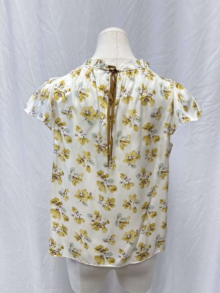 Doen Ivory Floral Ruffle Top