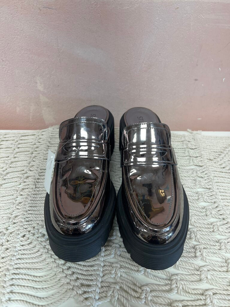Stuart Weitzman Gunmetal Grey Loafer Mule w/Box