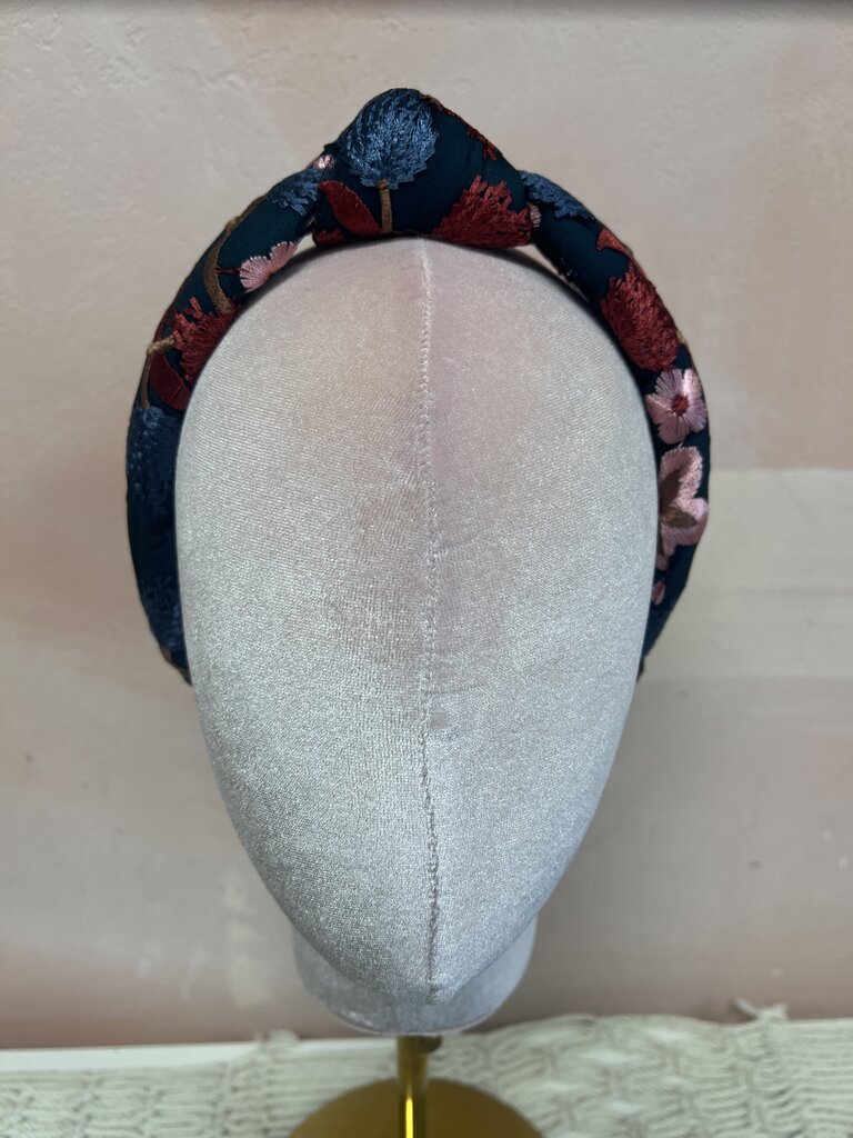 Lele Sadoughi Teal Embroidered Headband w/Bag