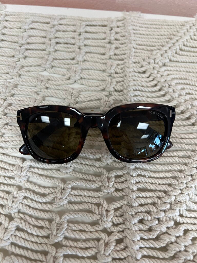 Tom Ford Tortoise Frame Sunglasses w/Case