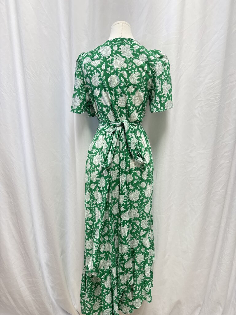 Mille Resort & Travel Green Floral Belted Dress