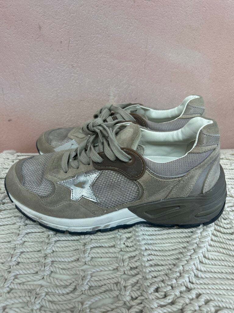 Golden Goose Dad-Star Sneaker