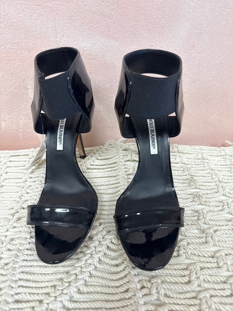 Manolo Blahnik Patent Open Toe Pump