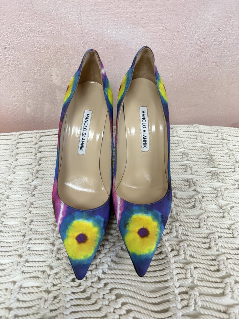 Manolo Blahnik Printed Pump