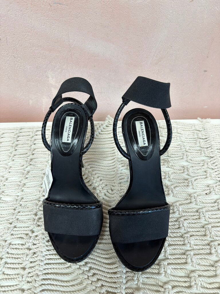 Balenciaga Embossed Elastic Pump