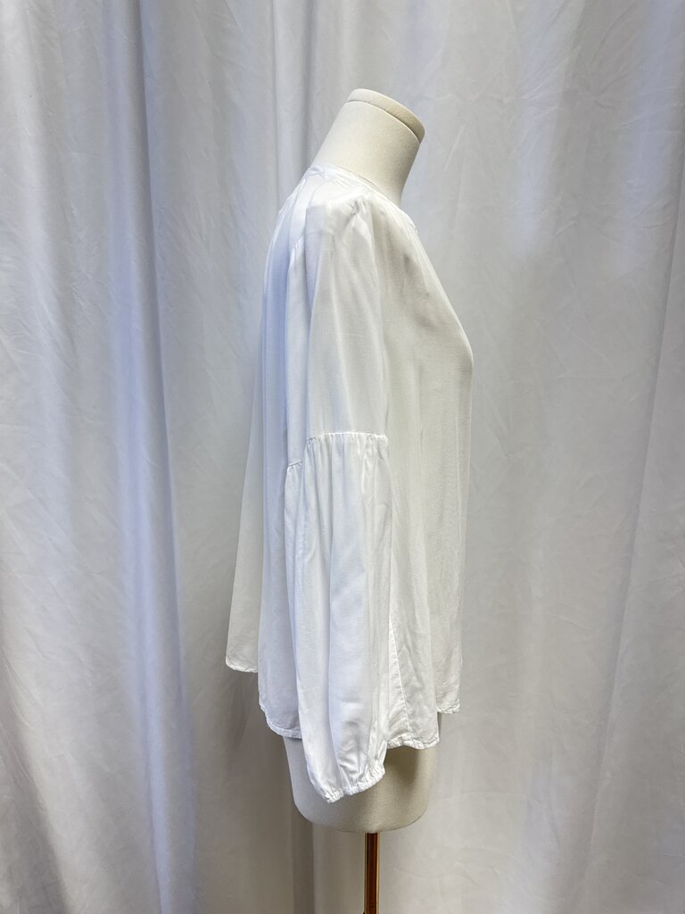 Velvet by Graham Spencer White Blouse