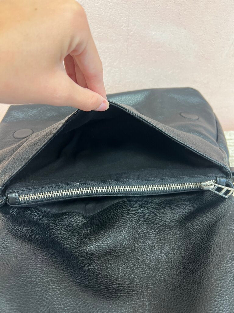 Leather Slouchy Shoulder Bag