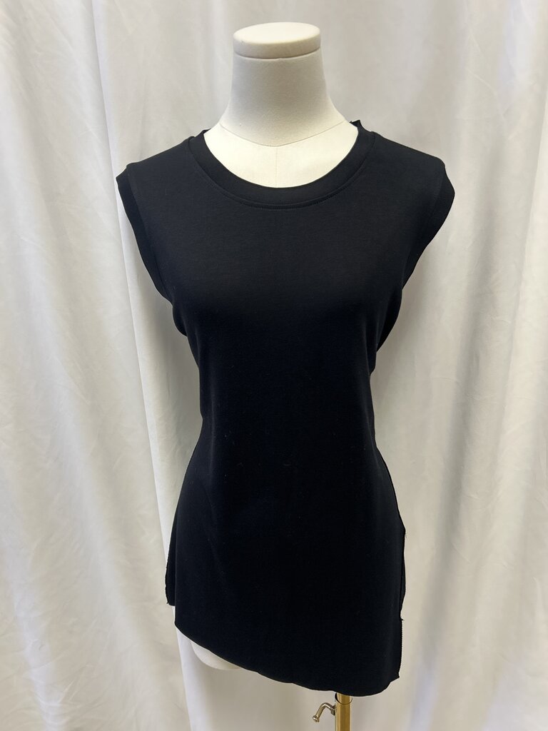 Knit Sleeveless Crew Neck