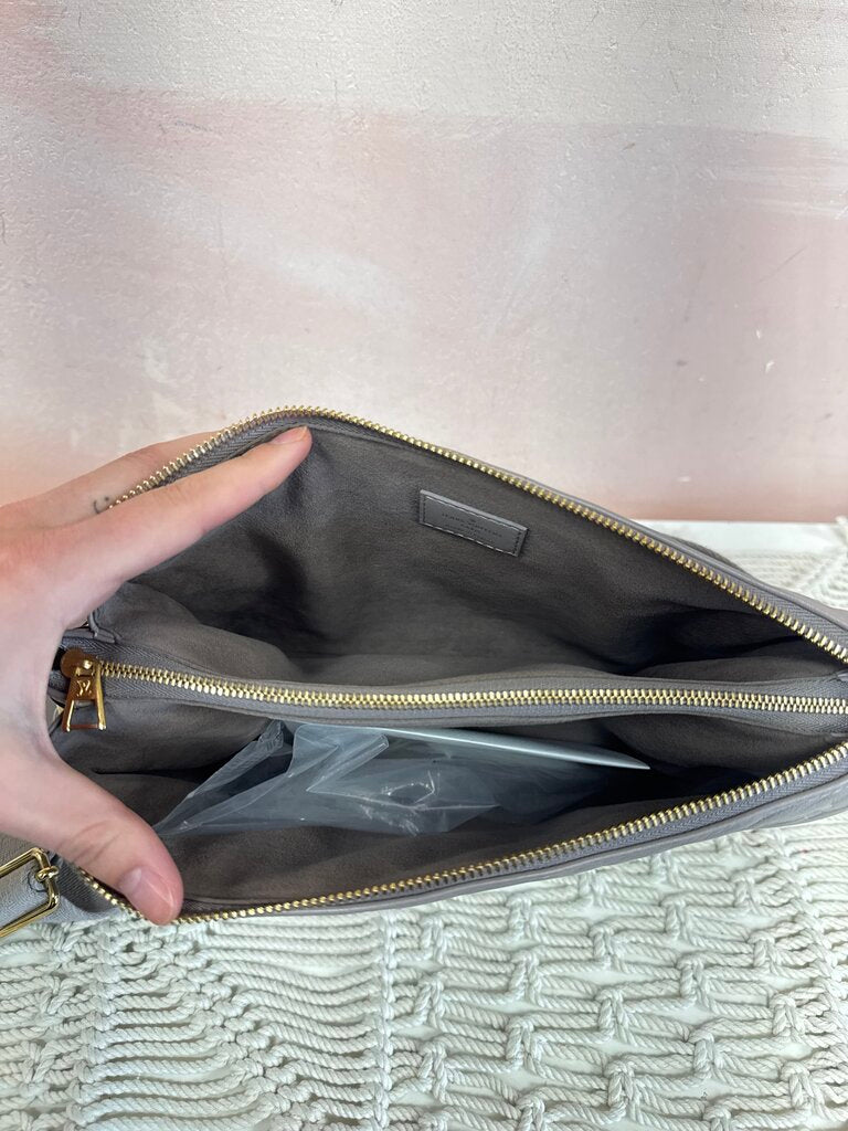 Louis Vuitton Coussin PM w/ Chain (microchip)